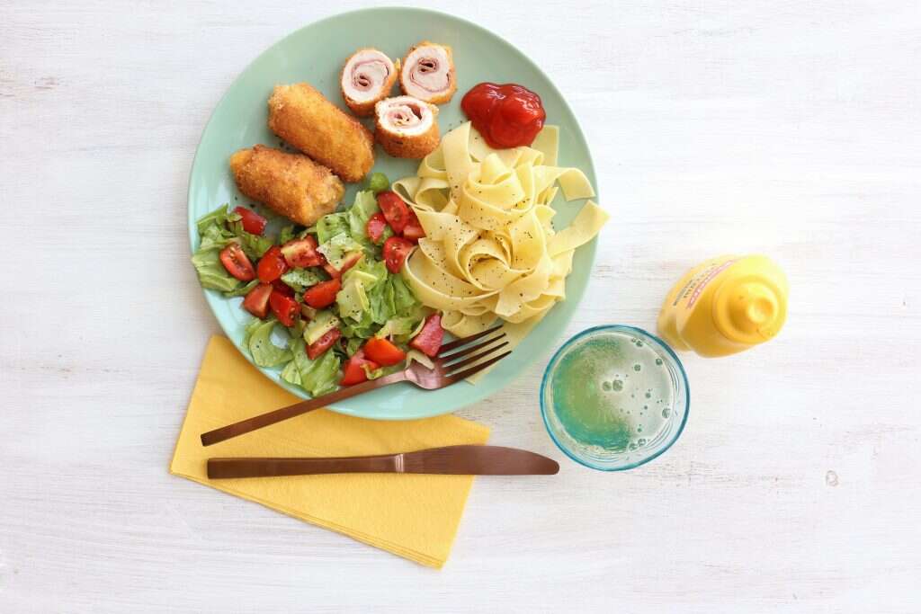 המגולגלים של רבקה . | אפרת ליכטנשטט