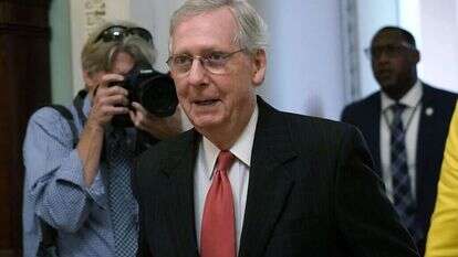 יו"ר סיעת הרוב מיץ' מקונל. | AFP יו"ר סיעת הרוב מיץ' מקונל. | AFP