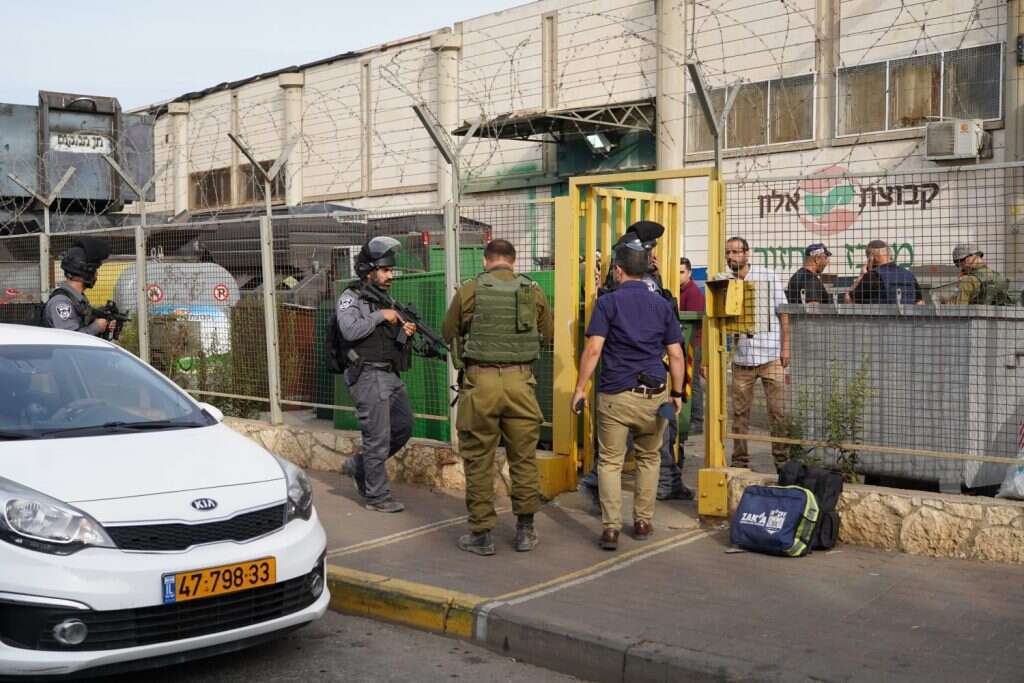 זירת הירי בברקן. | הלל מאיר/TPS