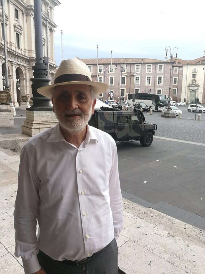 הרב שלום בחבוט. | מיכאל טוכפלד