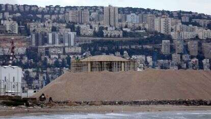 המפעלים בחיפה. | גדעון מרקוביץ