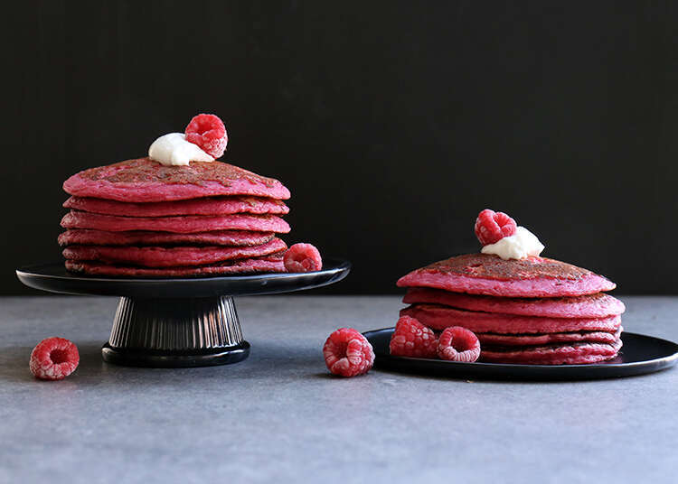 פנקייקים ורודים עם סלק. | אפרת ליכטנשטט