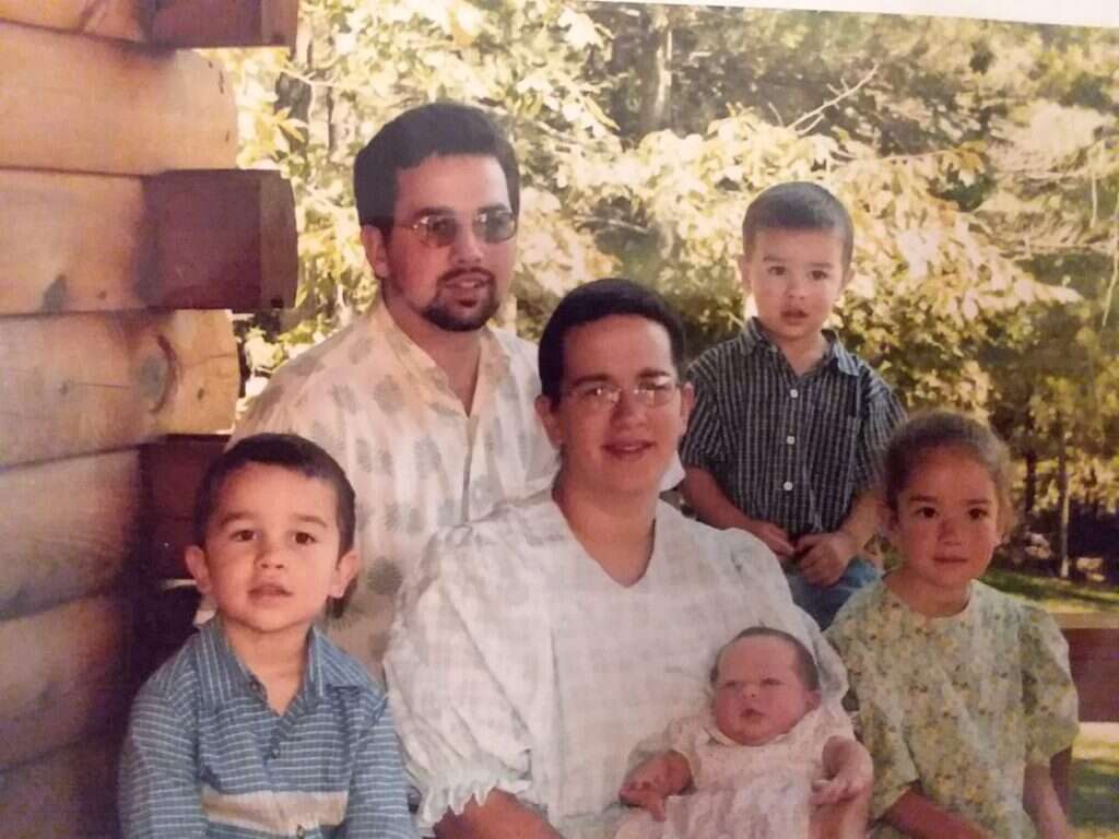 משפחת הולינגר טרם הגיור. | מתוך האלבום המשפחתי