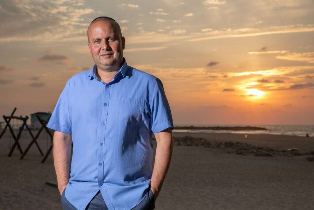 איתמר שמעוני. | יוסי אלוני איתמר שמעוני. | יוסי אלוני