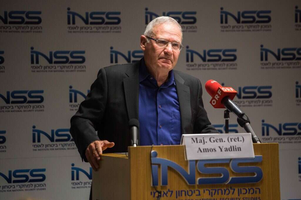 עמוס ידלין. | אבישג שאר-ישוב