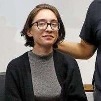 לארה אל-קאסם בבית המשפט. | AFP