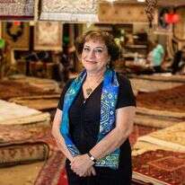 אסתר שקלים. | אבישג שאר-ישוב