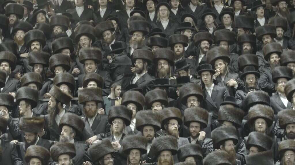 חסידי צאנז מתוך הסרט