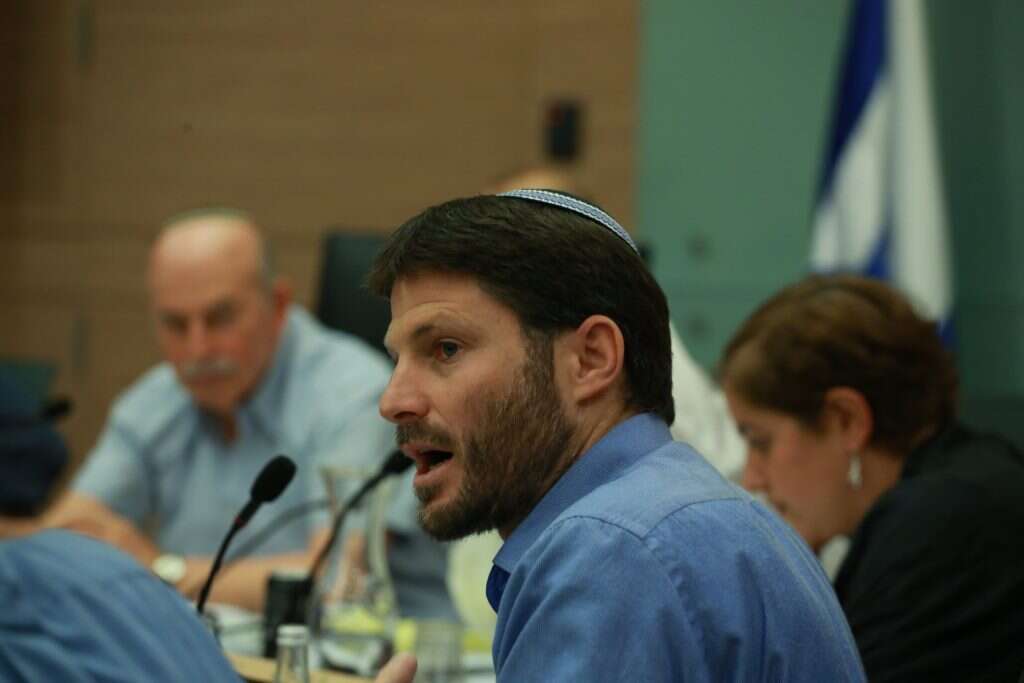 בצלאל סמוטריץ' בדיון בוועדת חוקה. | מרים צחי