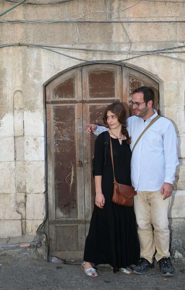 מוטי בר־לב ובתו פייגי. | מרים צחי