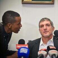 פרקליטו של זדורוב, עו"ד הלוי במסיבת העיתונאים. | פלאש 90