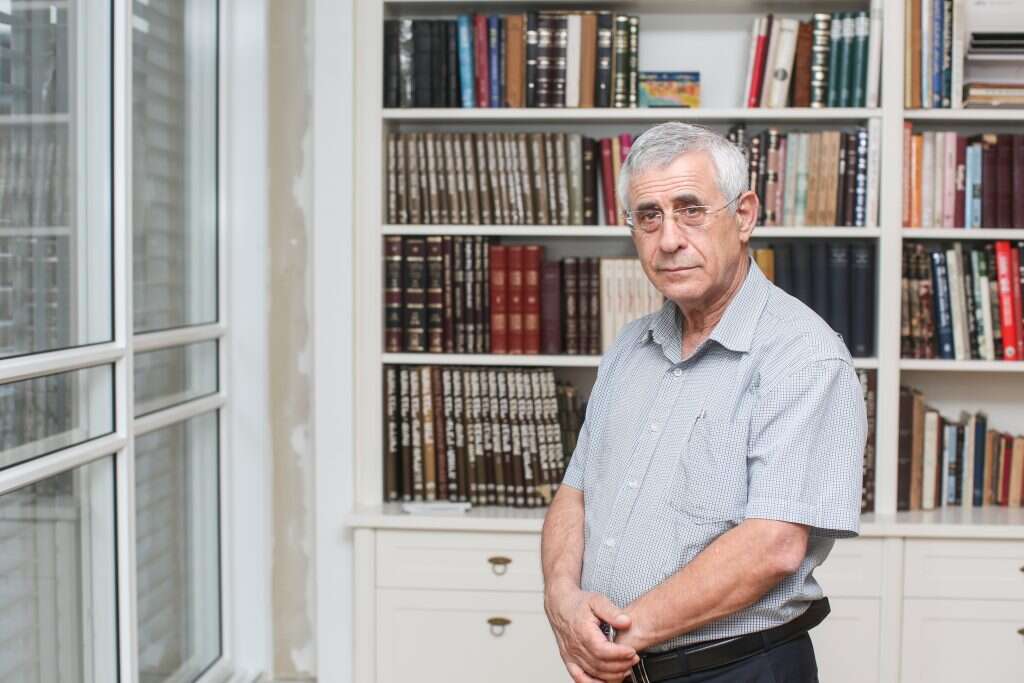 ד"ר מרדכי קידר. | אבישג שאר-ישוב