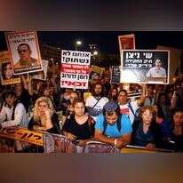 הפגנה למען רומן זדורוב. | אמיר מאירי