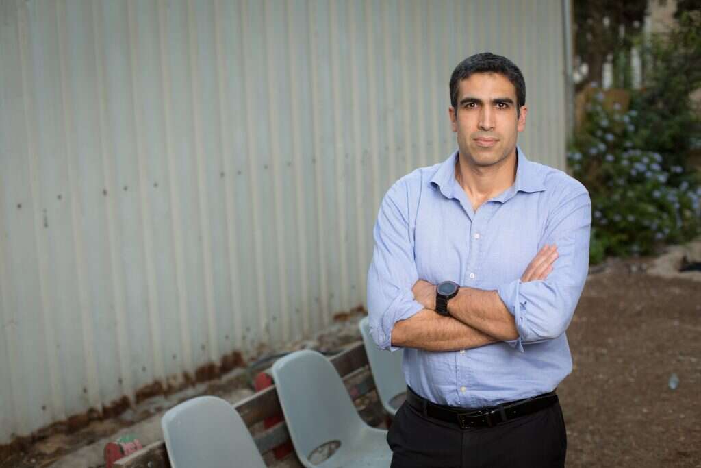 יוני שטבון. | אריק סולטן