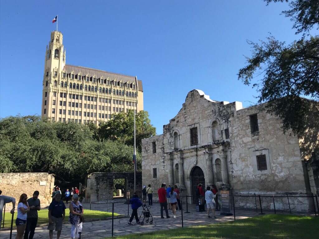 מבצר האלאמו, טקסס. | אריאל שנבל