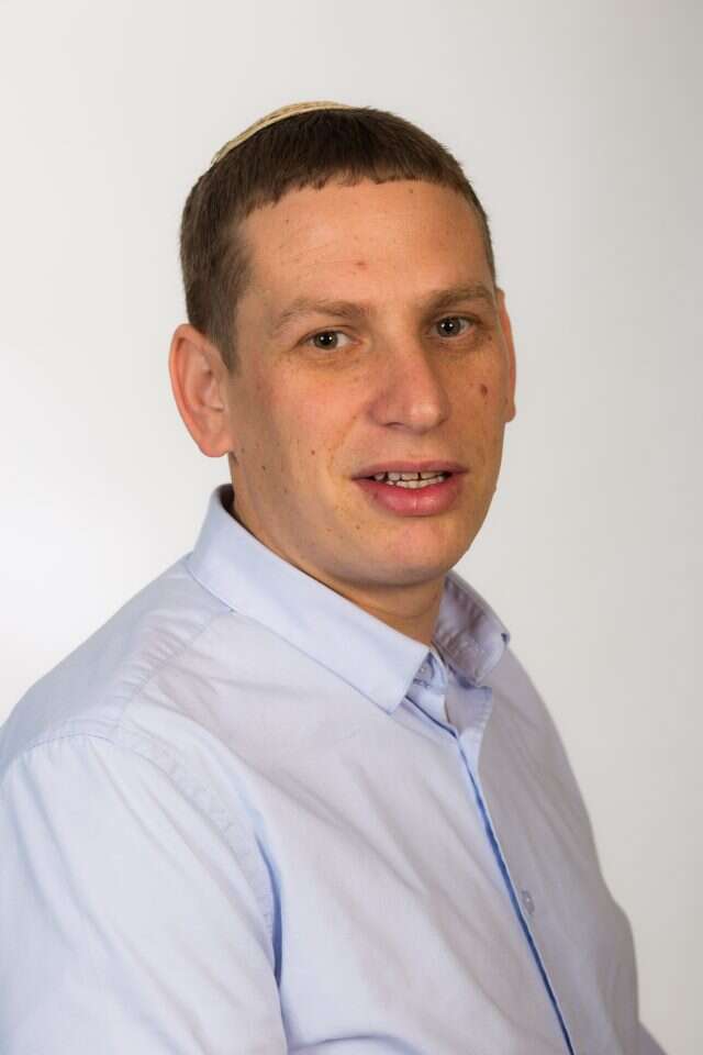 משה סוויל. | אריק סולטן