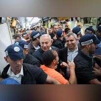 אלקין ונתניהו בשוק מחנה יהודה. | הדס פרוש, פלאש 90