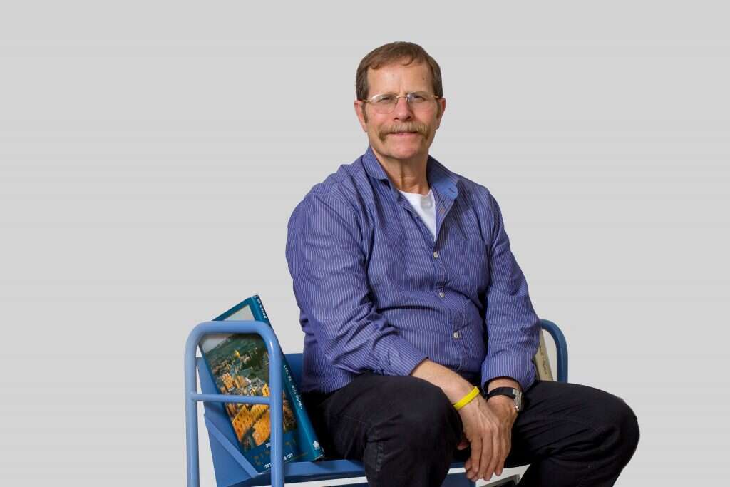 אברהם ליפשיץ. | אריק סולטן