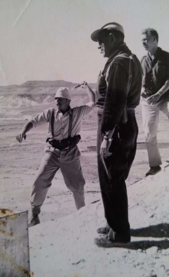 בימי התיישבותו בנגב. | מתוך האוסף הפרטי