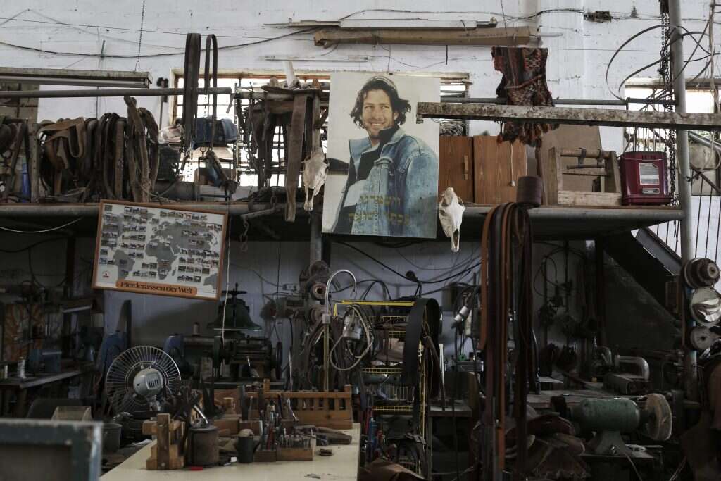 פינת הנצחה לדב דריבן ז"ל. | הדס פרוש, פלאש 90