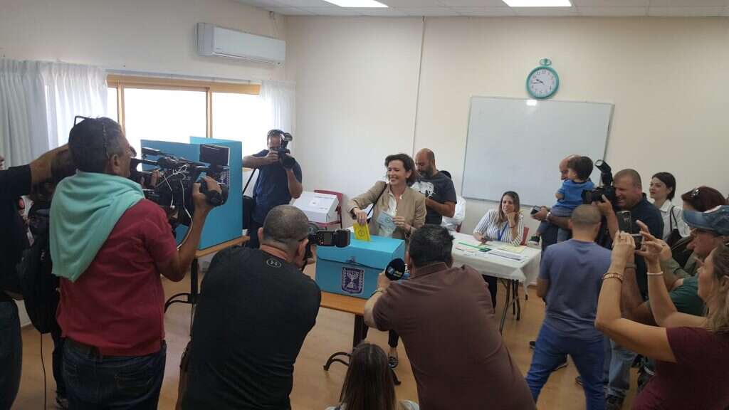 עינת קליש רותם. | יאיר קראוס