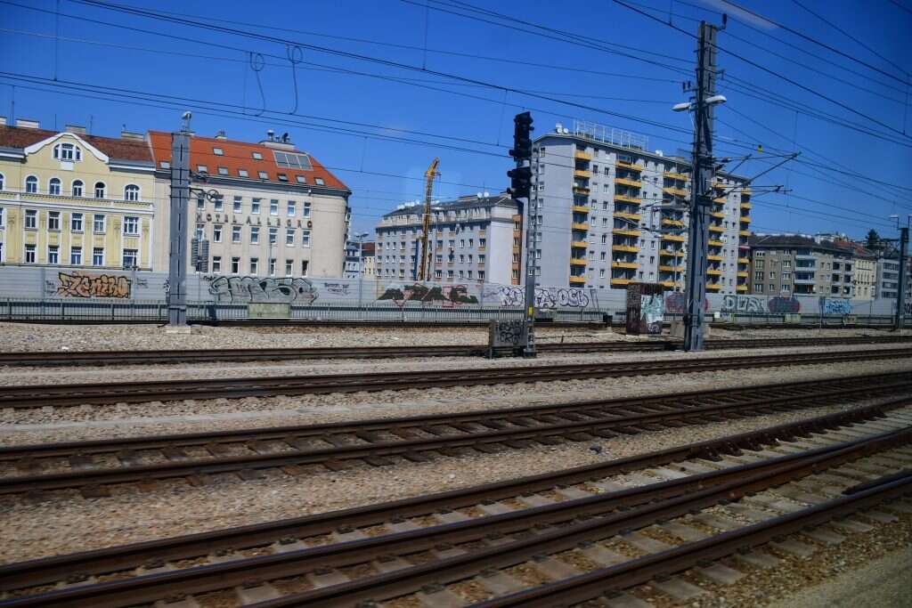 מינכן. | יואל שתרוג- אדמה יוצרת