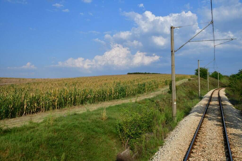 הנסיעה מבוקרשט לאיסטנבול. | יואל שתרוג- אדמה יוצרת הנסיעה מבוקרשט לאיסטנבול. | יואל שתרוג- אדמה יוצרת