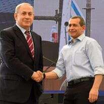 נדב ארגמן עם נתניהו בימיו כראש השב"כ. | קובי גדעון, לע''מ