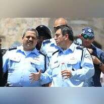 מפקד מחוז ירושלים יורם הלוי ומפכ"ל המשטרה רוני אלשיך. | אורן בן חקון