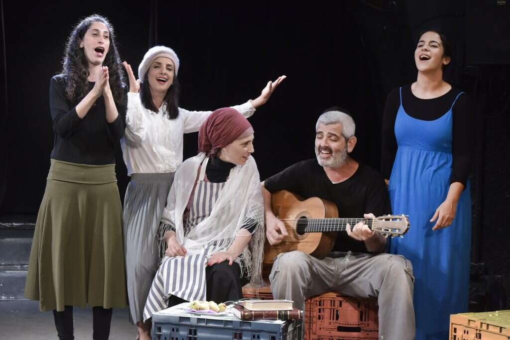 מתוך ההצגה "טוביה 2018". | יוסי צבקר