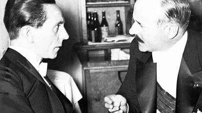 יוזף גבלס והשגריר הצרפתי בברלין, 1937. | AP