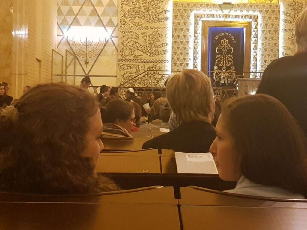 טקס לציון 80 שנה לליל הבדולח בבית הכנסת ווסטאנד בפרנקפורט. | איתמר קרמר