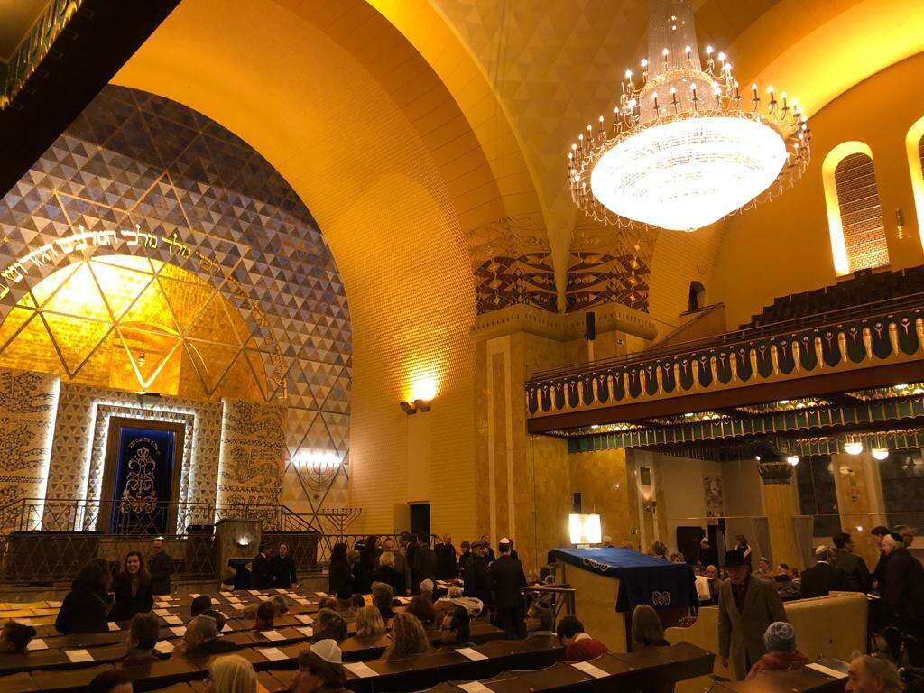טקס לציון 80 שנה לליל הבדולח בבית הכנסת ווסטאנד בפרנקפורט. | איתמר קרמר