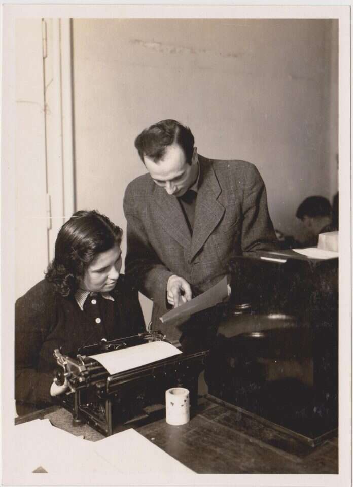 חברי ה"דוקומנטציה אקציה". | ארכיון בית טרזין