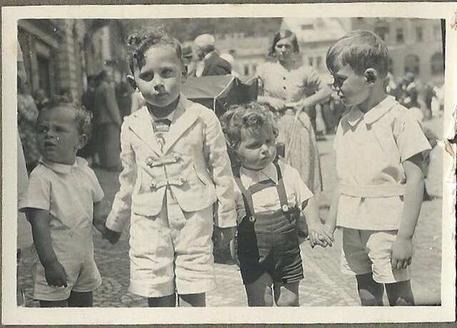 איוון פולאק (מימין) עם מישה קראוס. | באדיבות מיכאל קראוס