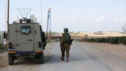 לוחמי צה''ל בגבול הרצועה. | EPA