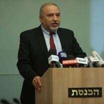 ליברמן במסיבת העיתונאים. | מרים צחי