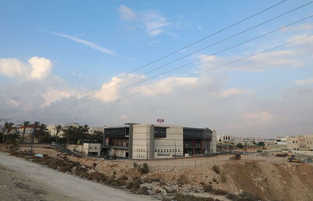 שער בנימין. | מרים צחי