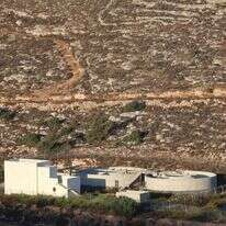 מתקן טיהור שפכים ליד עפרה. | מרים צחי