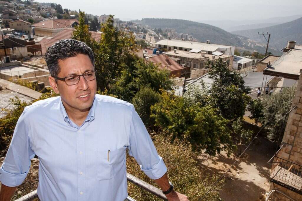 אילן שוחט. | אנצ'ו ג'וש ג'יני