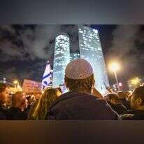 הפגנה של תושבי עוטף עזה בכיכר רבין | EPA