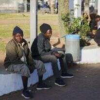 מסתננים מאפריקה בדרום תל אביב.