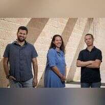 אבישי ברמן, יעל דומב ועידו עמר. | הדס פרוש, פלאש 90