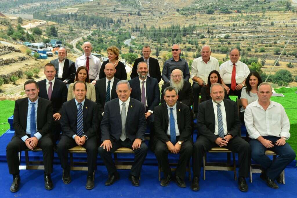 תמונה קבוצתית של ממשלת נתניהו, חודש יוני 2016. | קובי גדעון לע''מ תמונה קבוצתית של ממשלת נתניהו, חודש יוני 2016. | קובי גדעון לע''מ