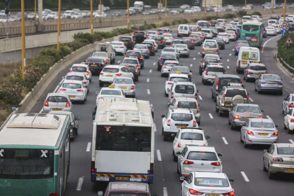 לפתור את בעיית הפקקים באמצעות מחקר פסיכולוגי. | יהושע יוסף