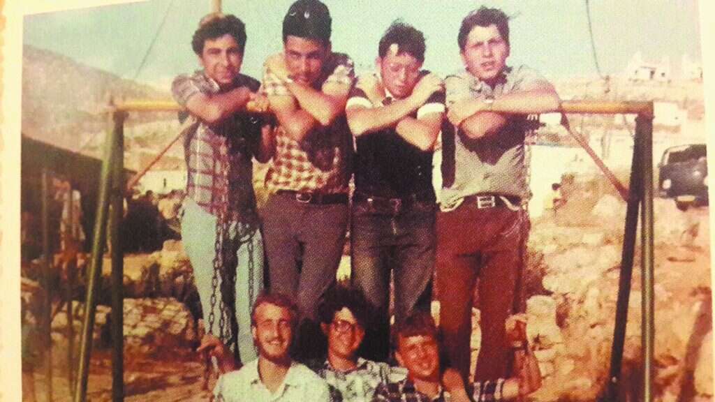 חניכי עזרא בעבר. | ארכיון תנועת עזרא