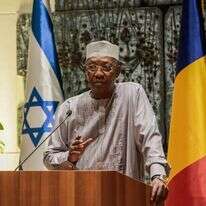 נשיא צ'אד דבי. | אורן בן חקון