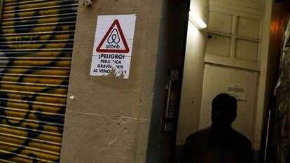 מחאה בברצלונה נגד Airbnb. | AFP מחאה בברצלונה נגד Airbnb. | AFP