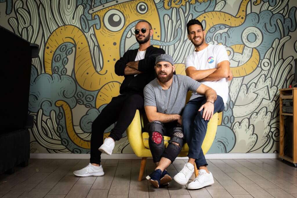 צוות מנחוס. | אריק סולטן