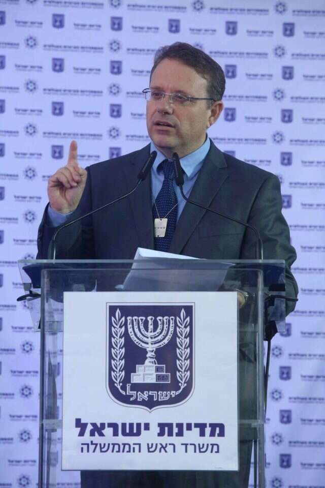 יעקב חגואל. | יח''צ